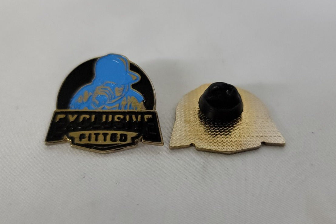 EXCLUSIVE FITTED ICY BLUE METAL PIN