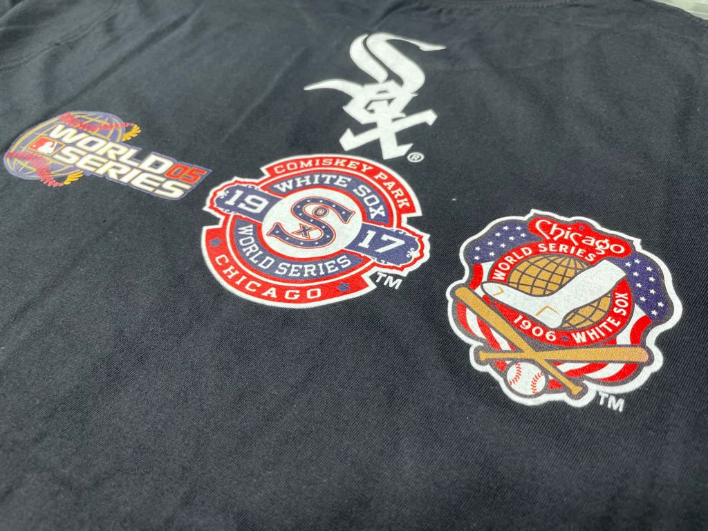 BLACK CHICAGO WHITE SOX 3X WORLD SERIES CHAMPIONS NEW ERA SHORT SLEEVE T-SHIRT