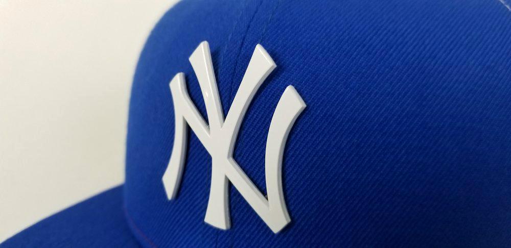 New Era MLB New York Yankees Blue and White Metal Mesh 9FIFTY Snapback Cap