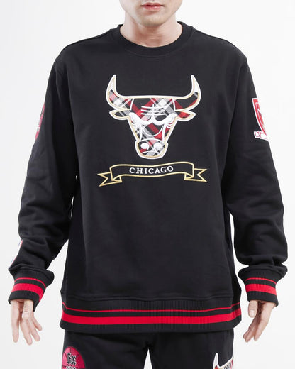 Black Chicago Bulls Pro Standard Crewneck Fleece Sweatshirt