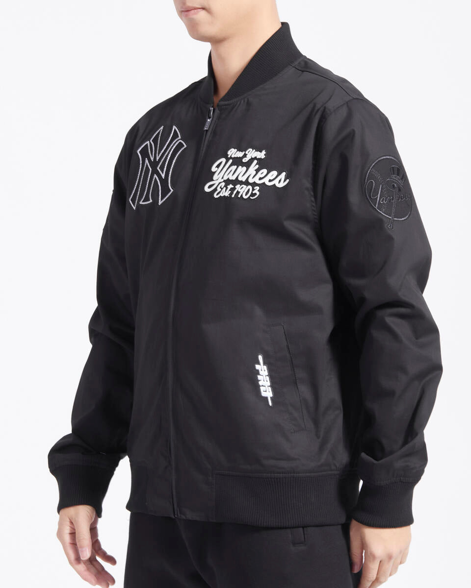 Pro Standard Black New York Yankees Paint The City Twill Jacket