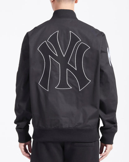 Pro Standard Black New York Yankees Paint The City Twill Jacket