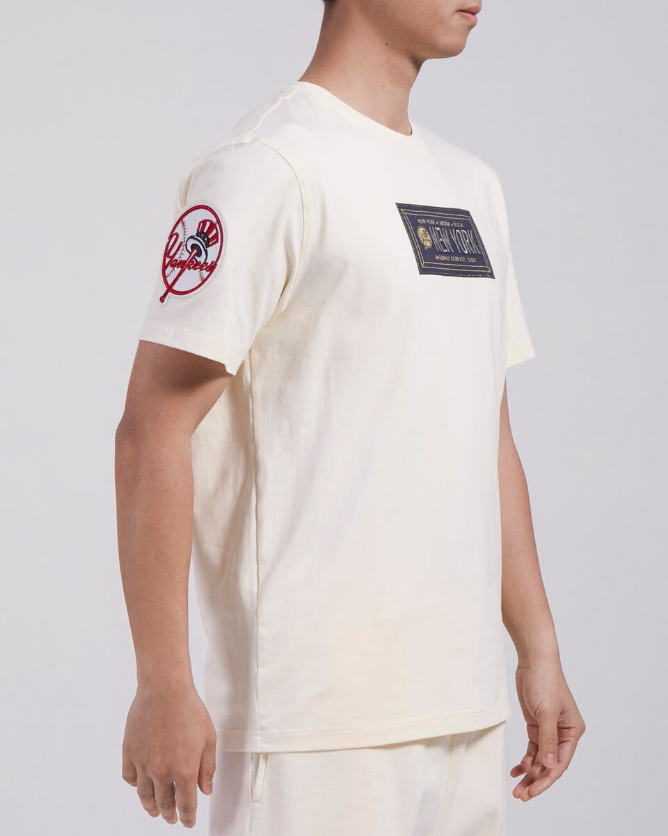 Off White New York Yankees Pro Standard Club Member Badge Short Sleeve T-Shirt