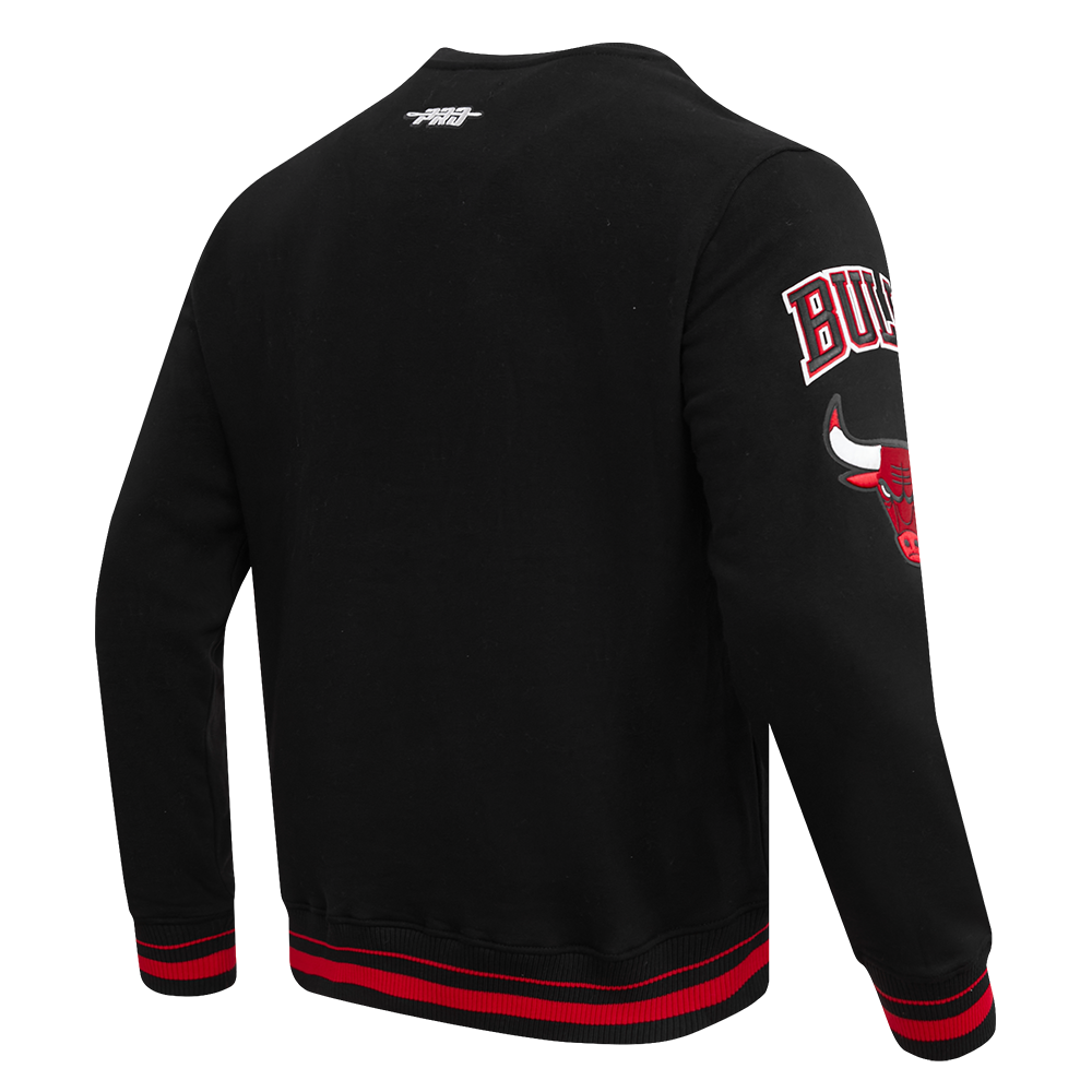 Black Chicago Bulls Pro Standard Mashup Crewneck Fleece Sweatshirt
