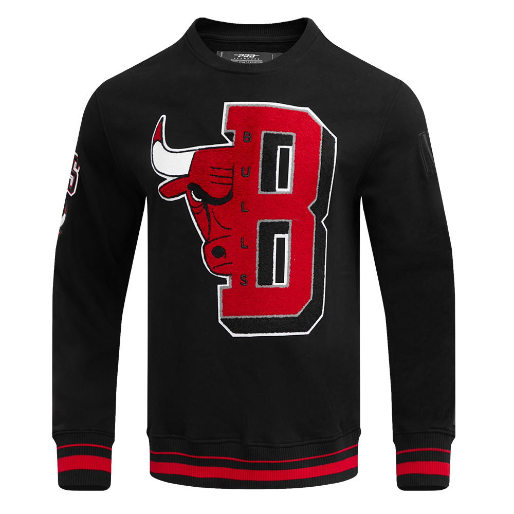Black Chicago Bulls Pro Standard Mashup Crewneck Fleece Sweatshirt