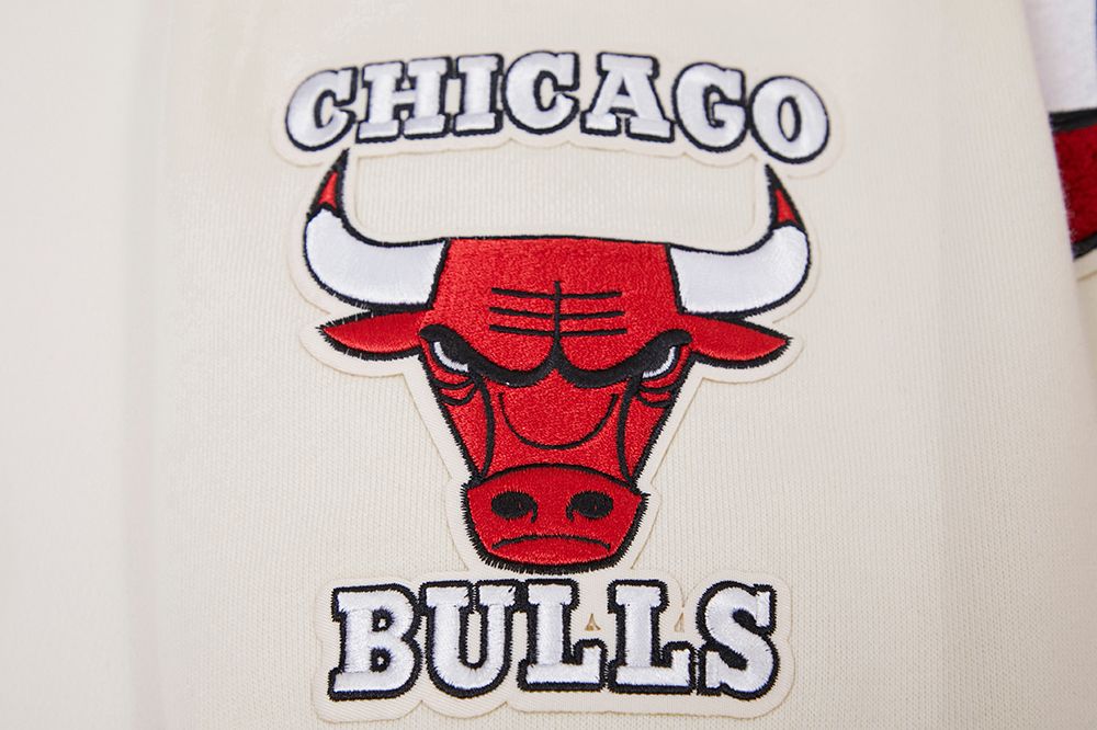 Off White Chicago Bulls Pro Standard Pullover Fleece Hoodie