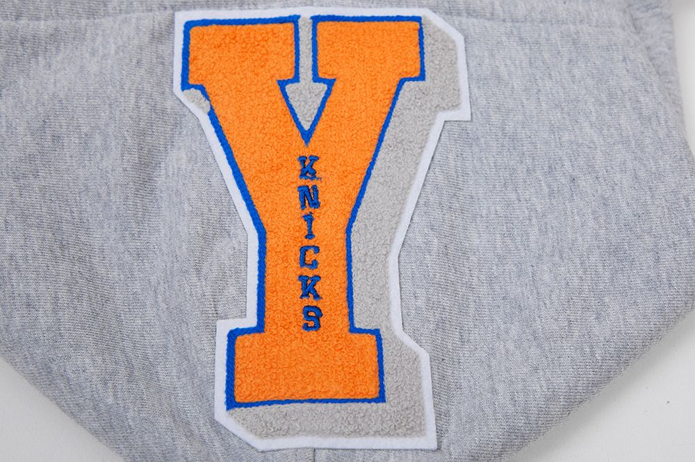 Gray New York Knicks Pro Standard Pullover Fleece Hoodie