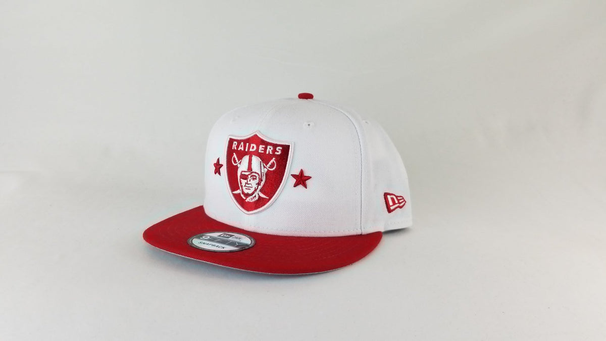 Exclusive New Era White / Red Oakland Raiders 9Fifty Stars Snapback hat