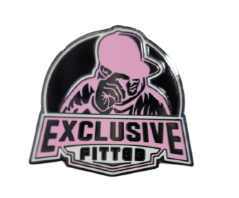 EXCLUSIVE FITTED METAL PIN