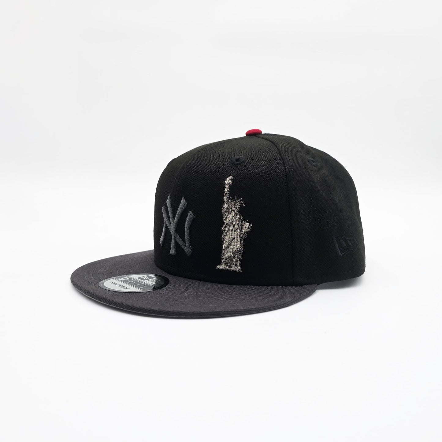 New Era New York Yankees '2009 World Series Statue of Liberty' 9FIFTY Snapback Black/Dark Gray