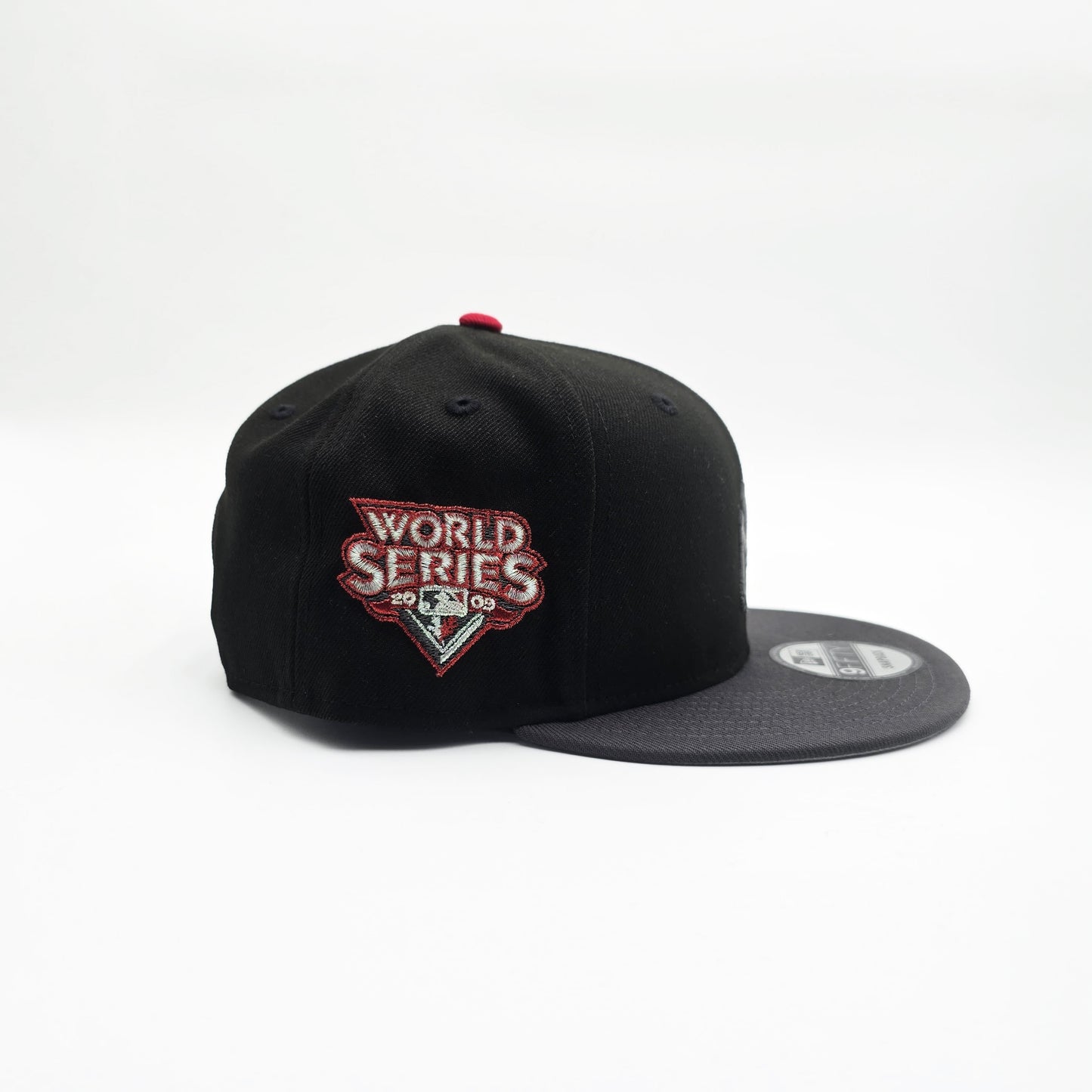 New Era New York Yankees '2009 World Series Statue of Liberty' 9FIFTY Snapback Black/Dark Gray