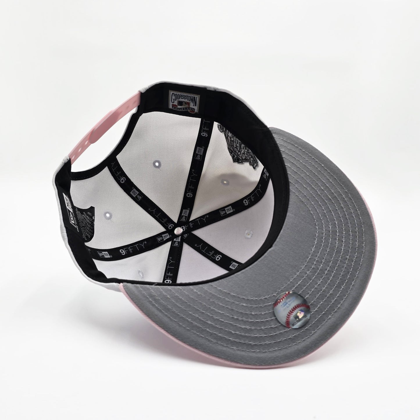 New Era New York Yankees '1996 World Series Rose' 9FIFTY Snapback White/Pink