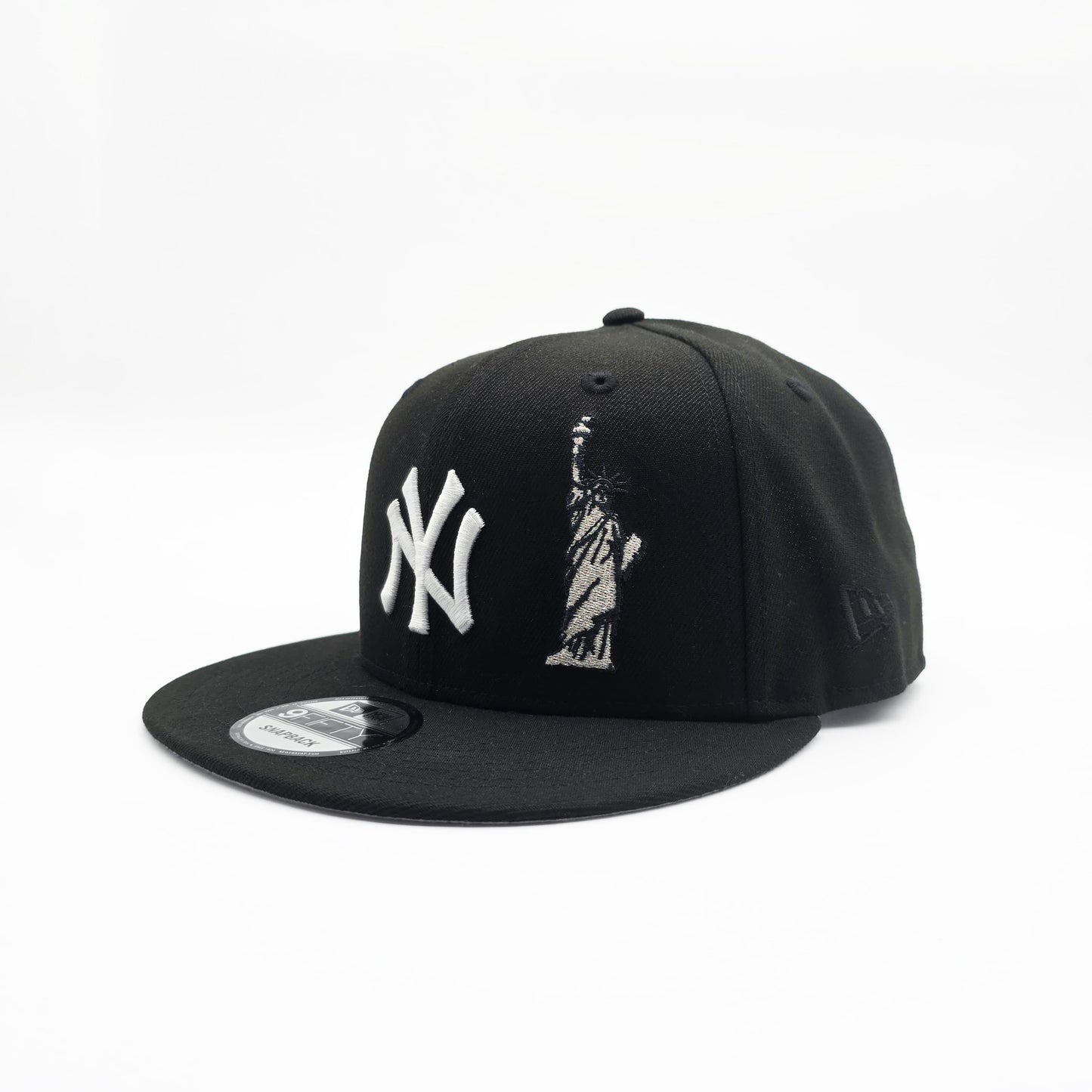 New Era New York Yankees '1999 World Series Statue of Liberty' 9FIFTY Snapback Black