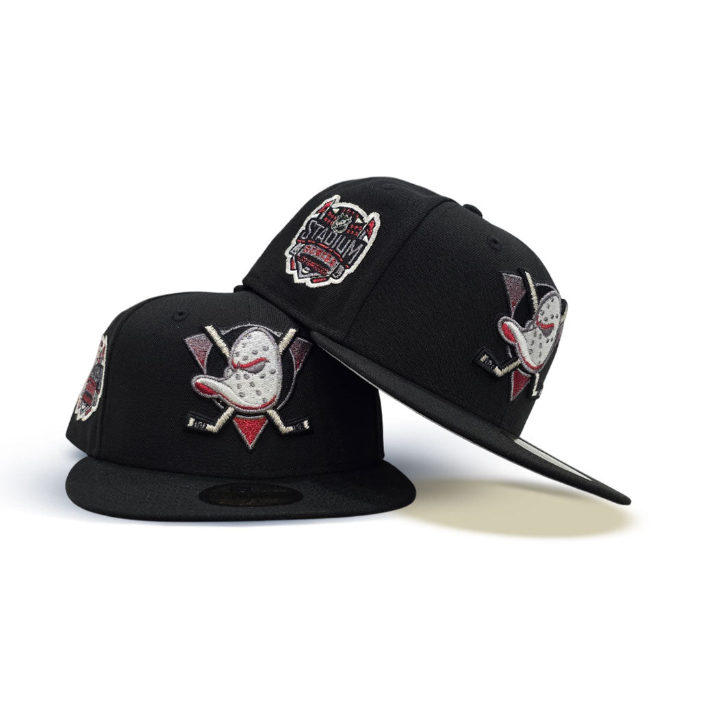 Black Anaheim Mighty Ducks Gray Bottom 2014 Stadium Series Side Patch New Era 59Fifty Fitted