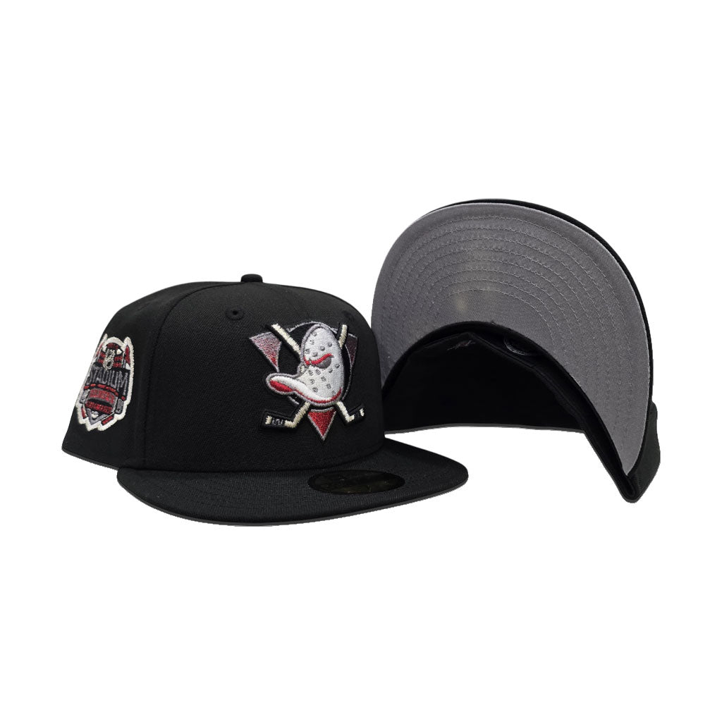 Black Anaheim Mighty Ducks Gray Bottom 2014 Stadium Series Side Patch New Era 59Fifty Fitted