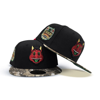 Black Mascot New Jersey Devils Real Tree Visor Green Bottom 2014 New York Stadium Series Side Patch New Era 59Fifty Fitted