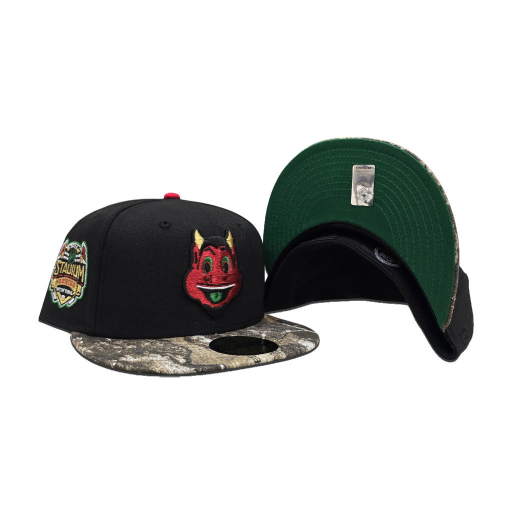 Black Mascot New Jersey Devils Real Tree Visor Green Bottom 2014 New York Stadium Series Side Patch New Era 59Fifty Fitted