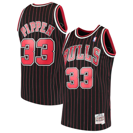 Chicago Bulls 1995-96 Scottie Pippen Mitchell & Ness Black Pinstripe Swingman Jersey