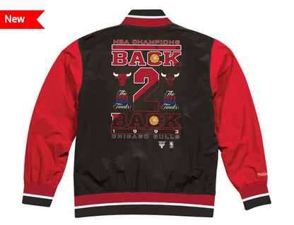 Chicago Bulls Mitchell & Ness NBA Men's Team History Warm up Jacket
