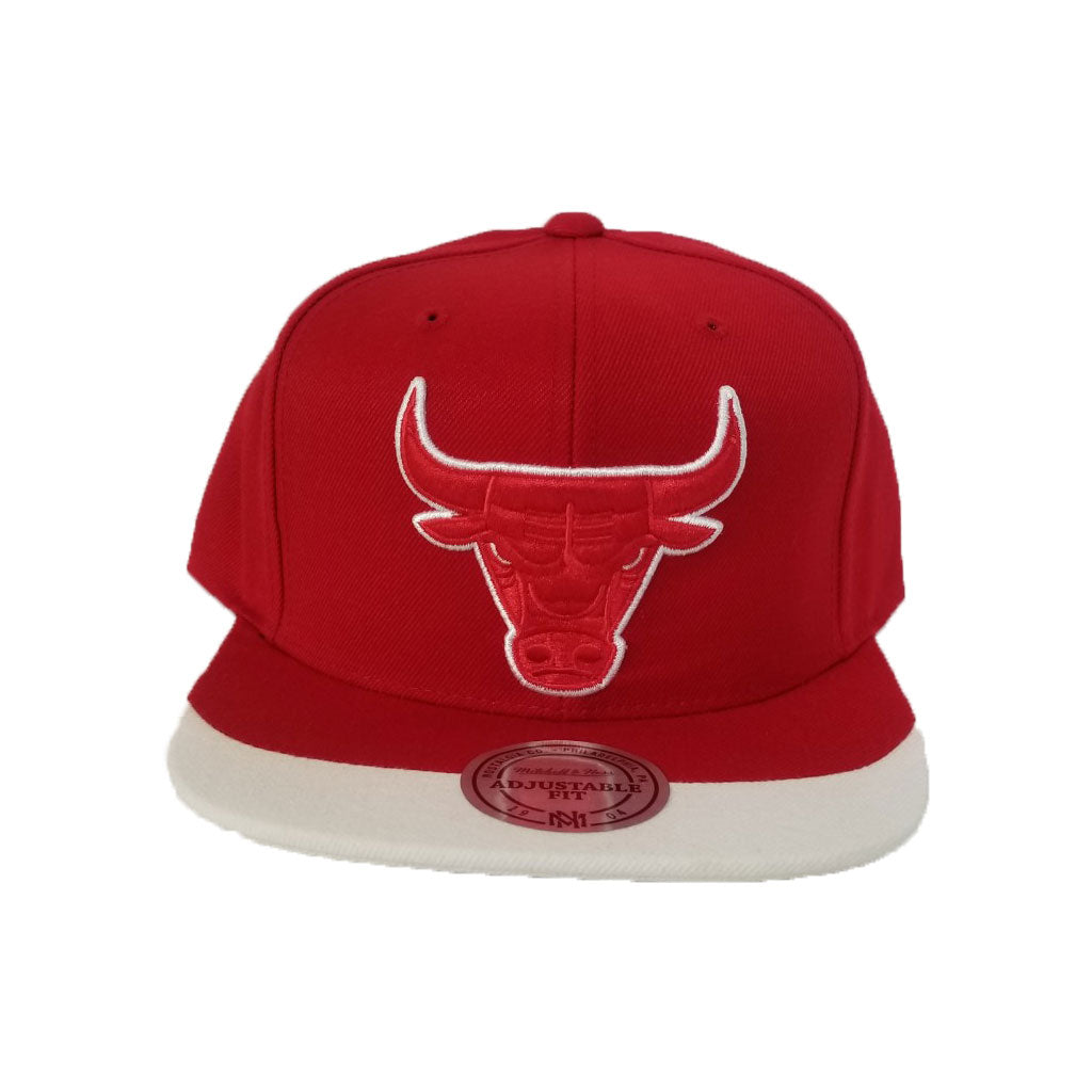 Mitchell & Ness Dip Visor Chicago Bulls REd - White Snapback