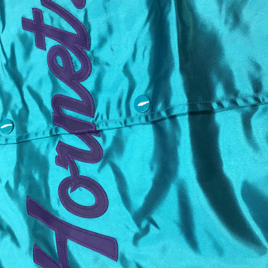 Mitchell & Ness Scrip Charlotte Hornets Teal Satin Varsity Light Jacket