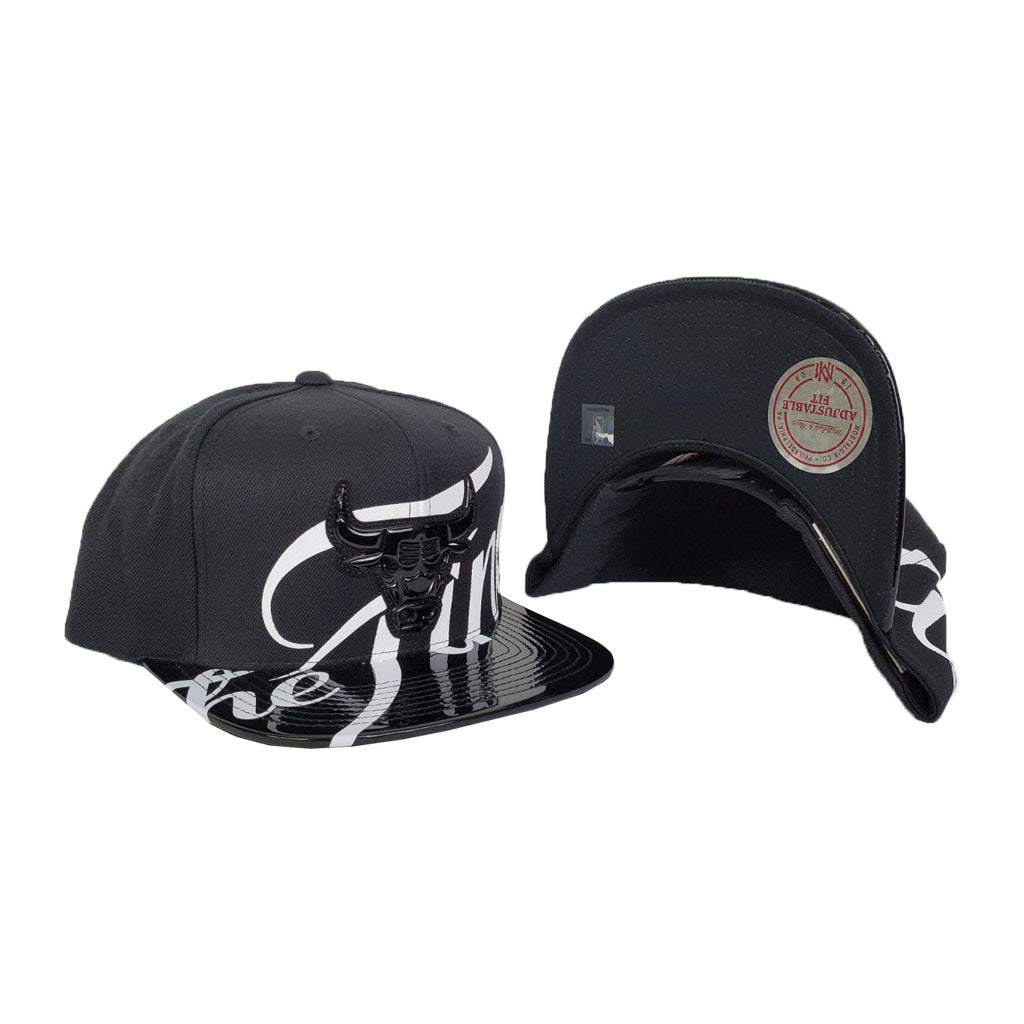 Mitchell & Ness The Final Metallic Black Chicago Bulls Snapback