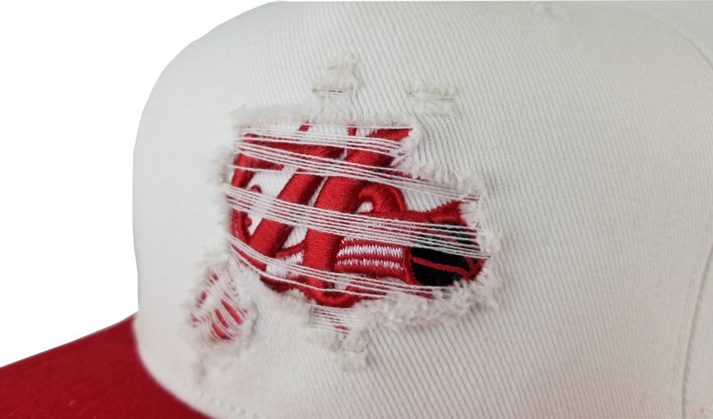 Mitchell & Ness White / Red Destructed Philadelphia 76ers snapback