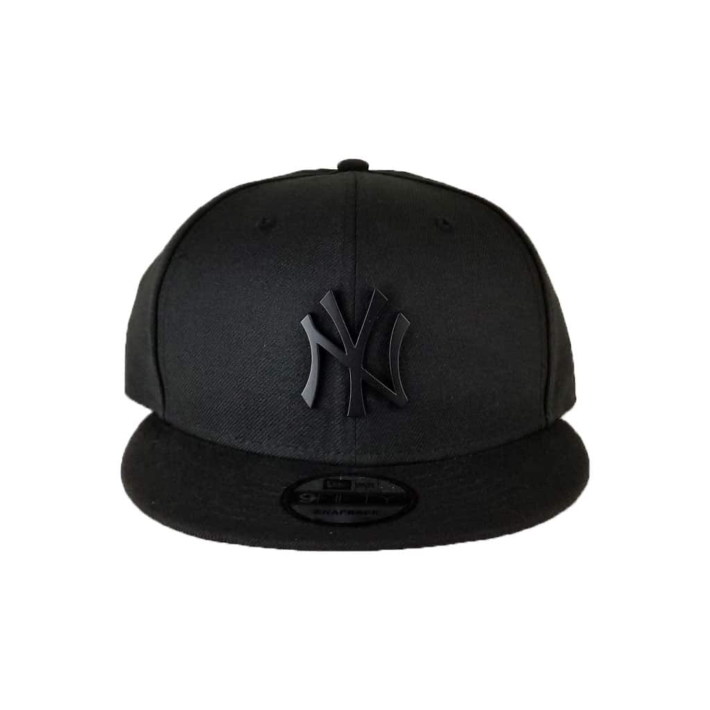 New Era Black Metal Badge New York Yankees 9Fifty Snapback