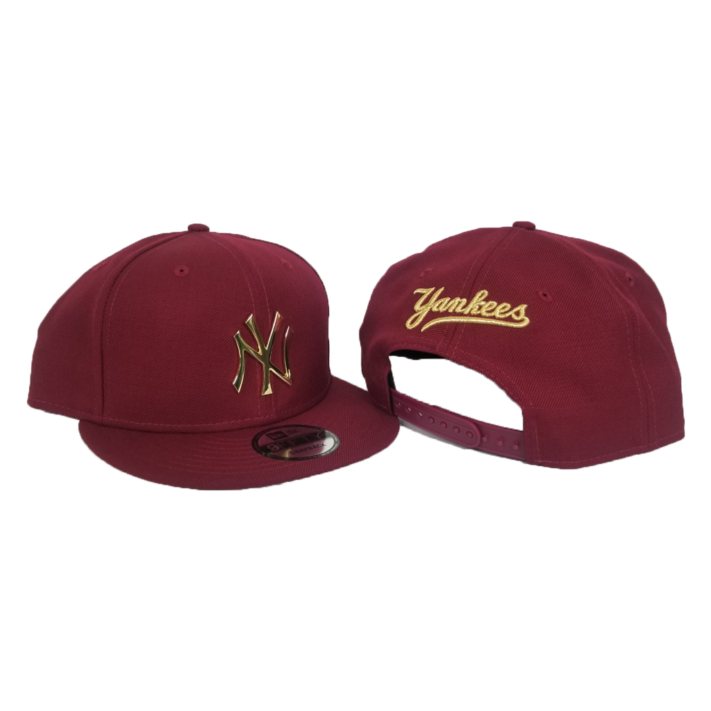 New Era Burgundy New York Yankees Gold Metal Badge Snapback hat