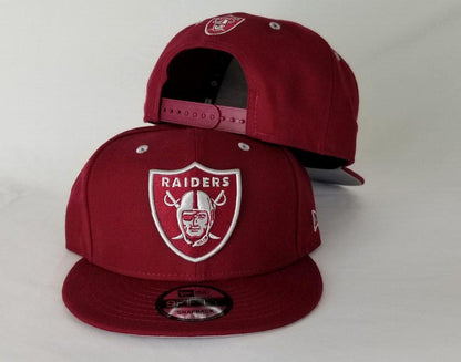 New Era NFL Shield Oakland Raiders 9Fifty Snapback Hat Burgundy