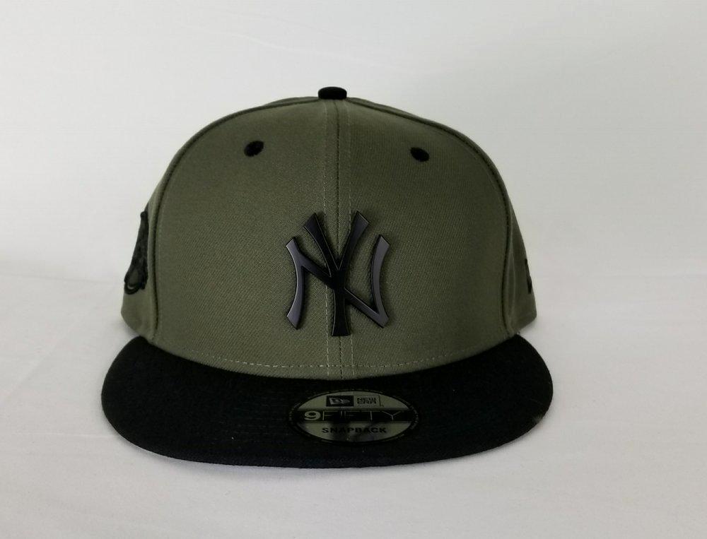 New York Yankee Black Metal Logo Olive / Green New Era Snapback hat