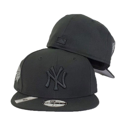 New York Yankees Black Reflective 1999 World Series New Era 59Fifty Fitted Hat