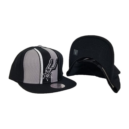 San Antonio Spurs Black Mitchell & Ness Snapback