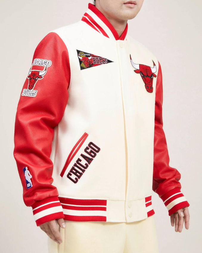 Off White Red Chicago Bulls Pro Standard Logo Wool Varsity Heavy Jacket
