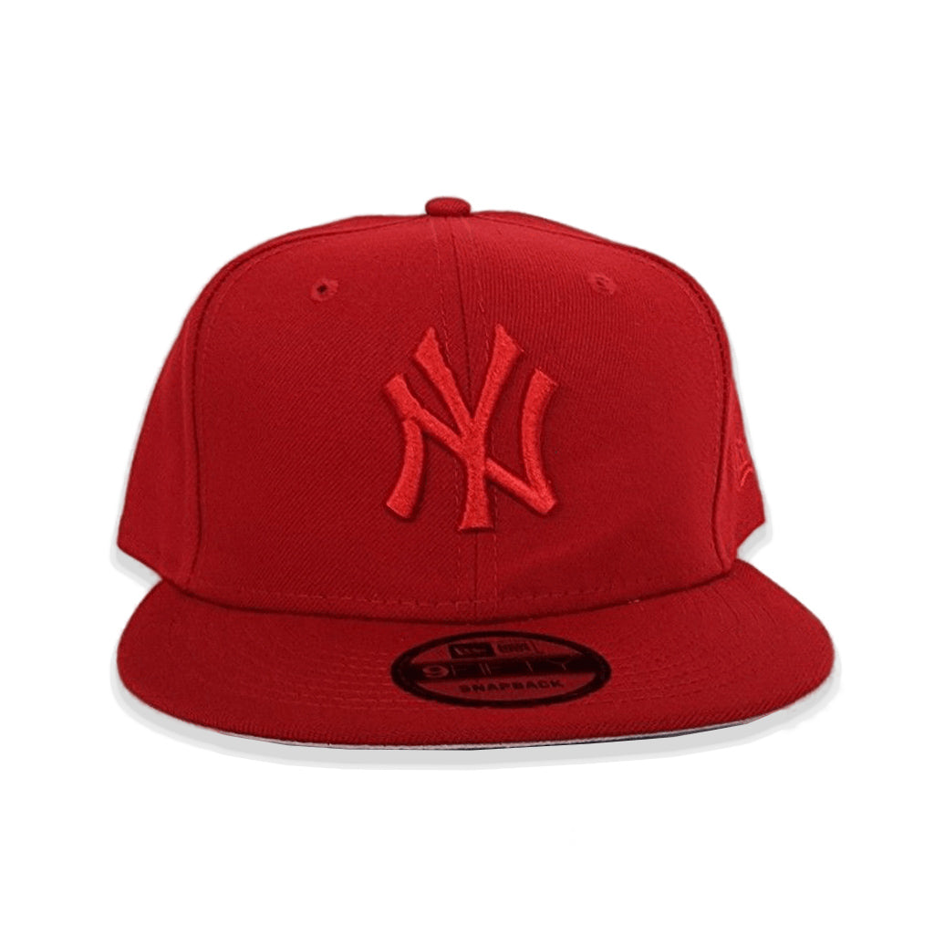 Tonal Red New York Yankees Gray Bottom New Era 9Fifty Snapback