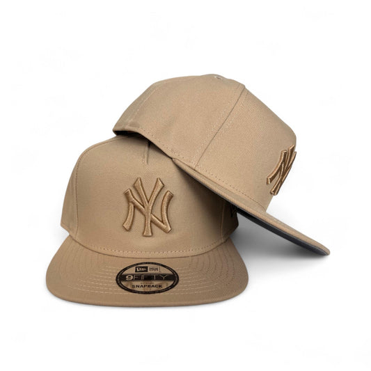 Beige New York Yankees Gray Bottom Color Pack New Era 9Fifty Snapback