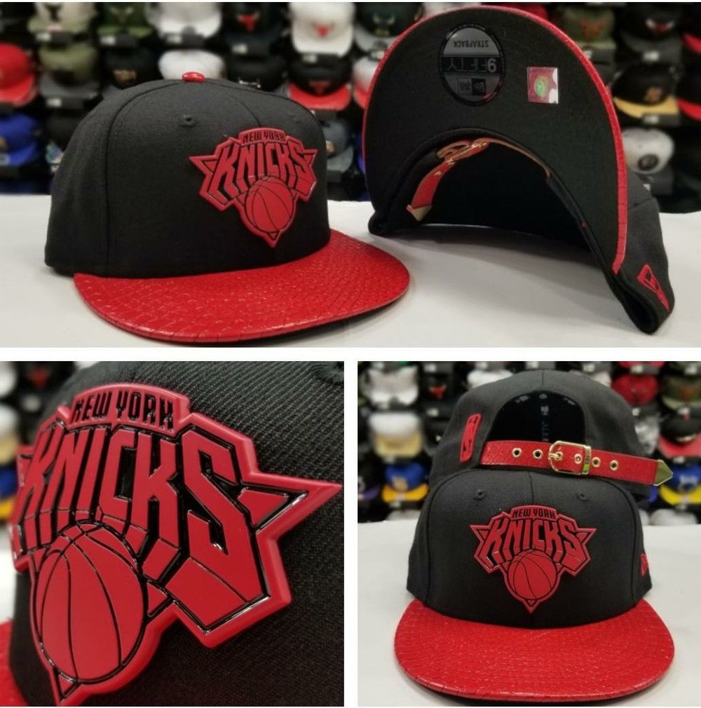 New Era 9Fifty NBA New York Knicks Black / Red Metal Badge Strapback Hat