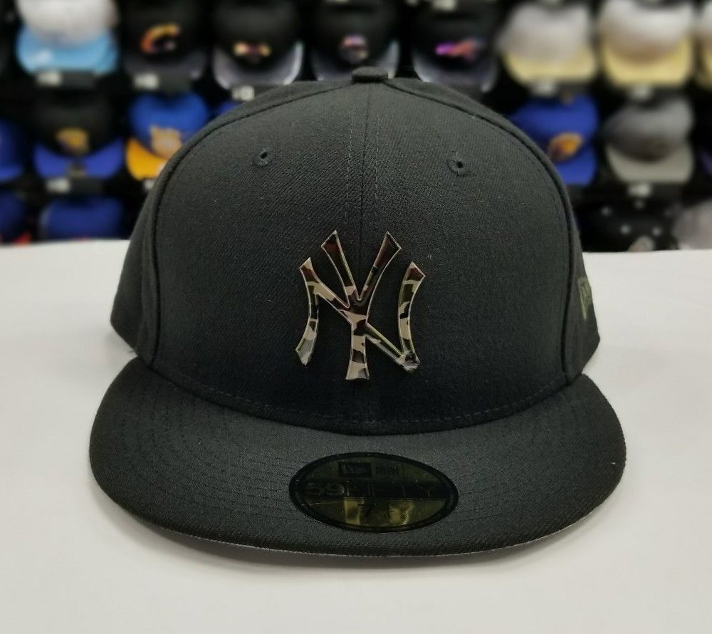 New Era MLB New York Yankee BLACK 59Fifty Camouflage Metal Badge Logo Fitted Hat