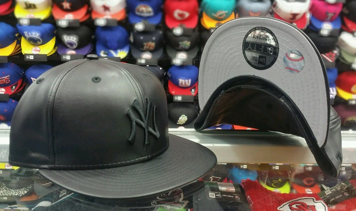 New Era 9Fifty NEW YORK YANKEES BLACK on BLACK LEATHER Snap back MLB Hat Cap PU