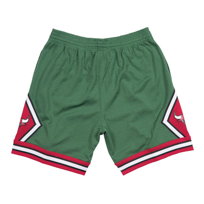 Chicago Bulls 2008 - 09 Mitchell & Ness Green Swingman Shorts